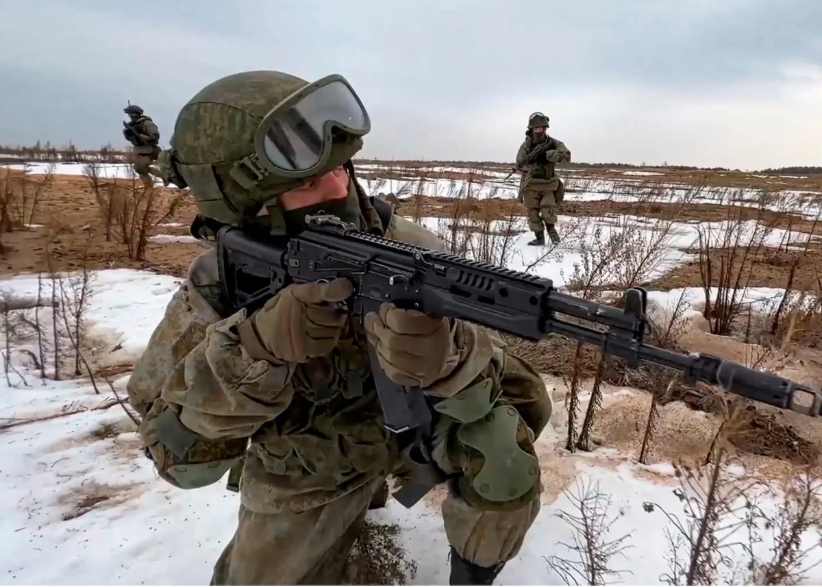 Mùa đông cản trở sức chiến đấu của Nga và Ukraine như thế nào?